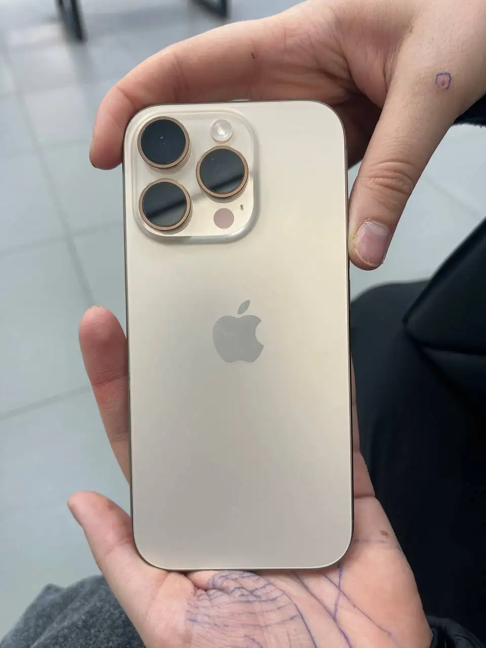 Продажа iPhone 16 Pro новый - Смартфоны (Электроника) в Чебоксары