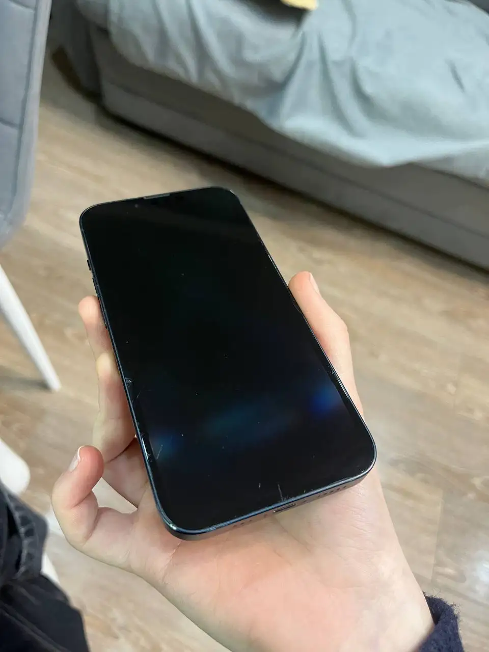 iPhone 14 128GB с царапинами - Смартфоны и гаджеты (Электроника) в Чебоксары