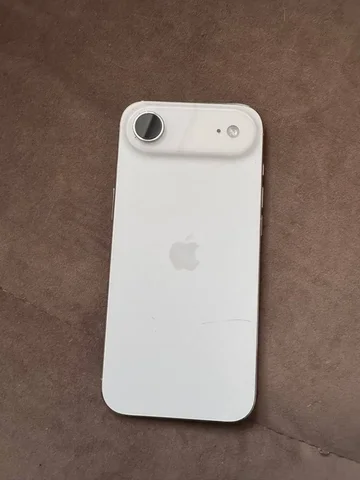 iPhone Air обмен на 16 про или пм - Мобильные телефоны и аксессуары в Чебоксары