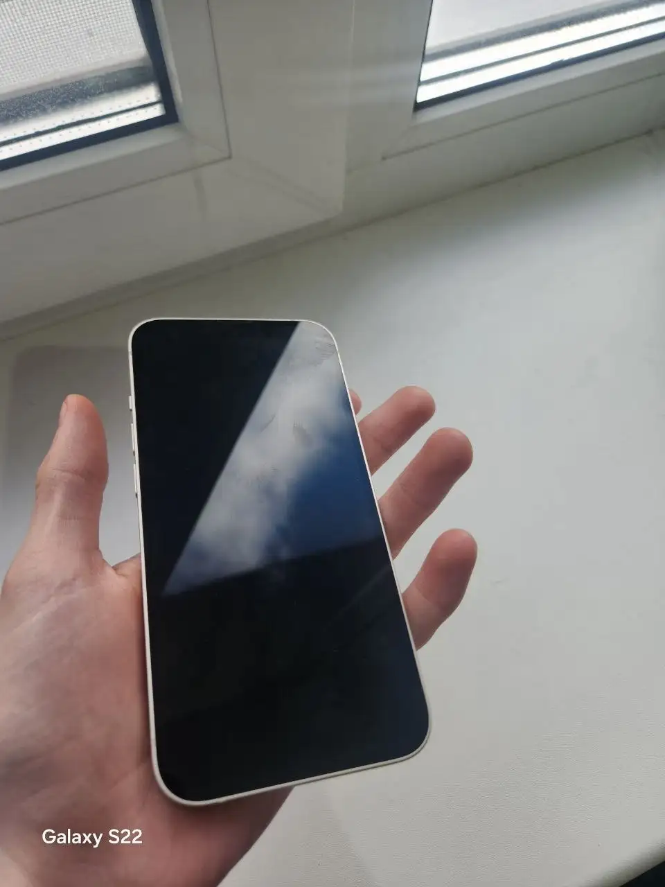 Обмен iPhone заблокирован на iCloud на Android - Смартфоны и гаджеты (Электроника) в Чебоксары
