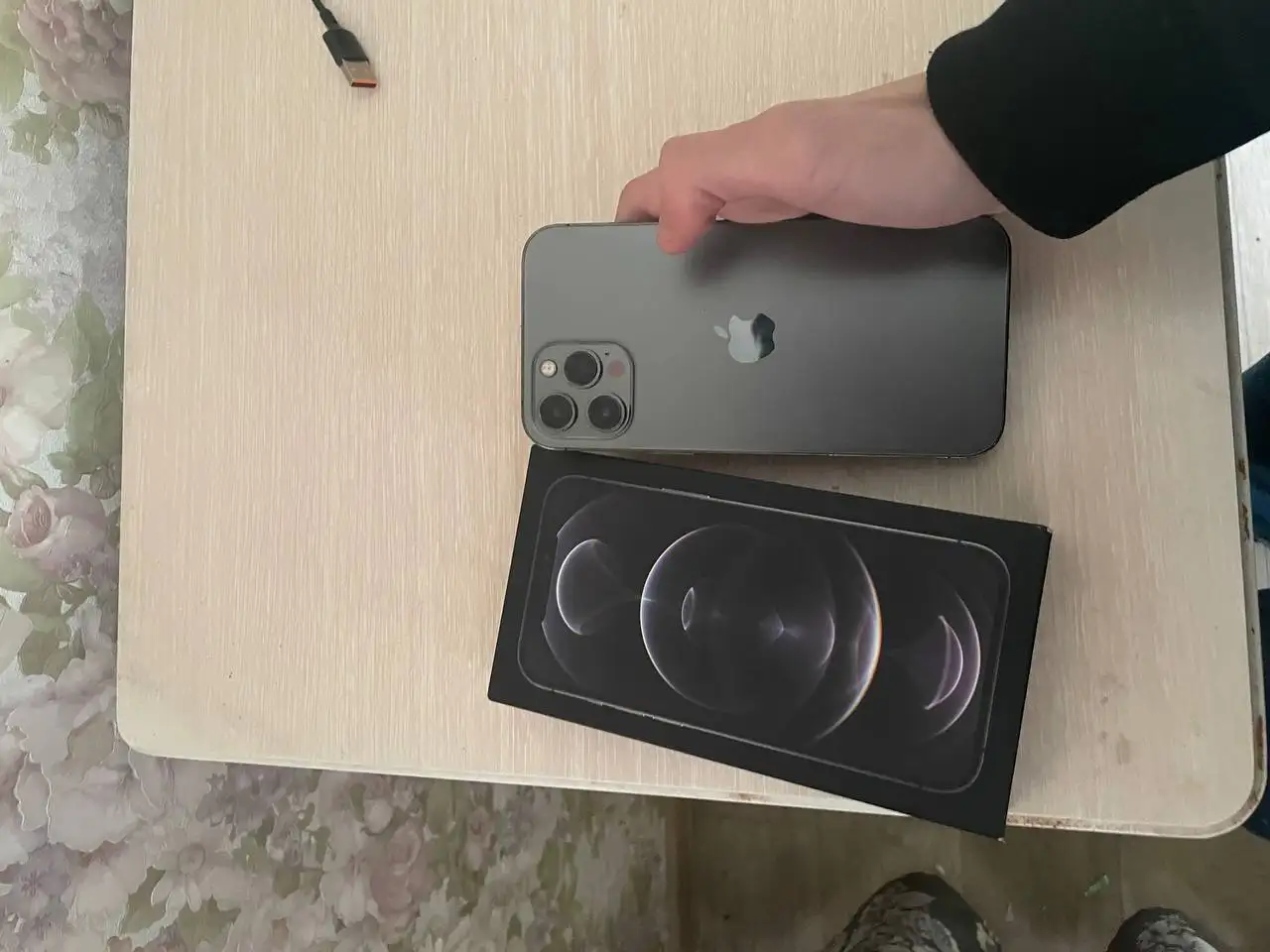 Продам iPhone 12 Pro Max 128GB - Смартфоны (Электроника) в Чебоксары