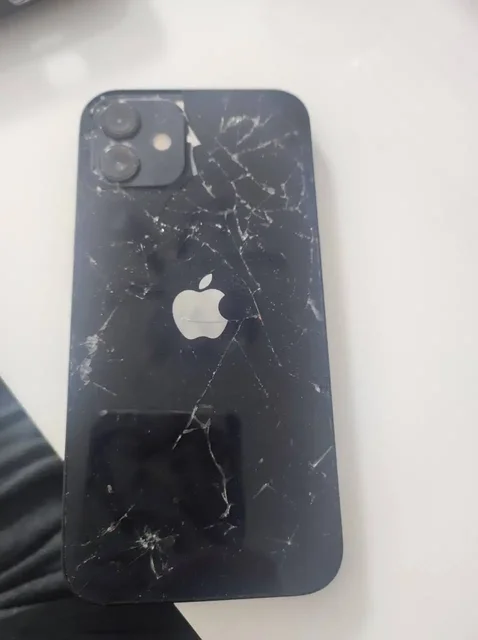 Обмен Apple iPhone на модель выше с доплатой до 12к - Комплектующие и аксессуары в Чебоксары