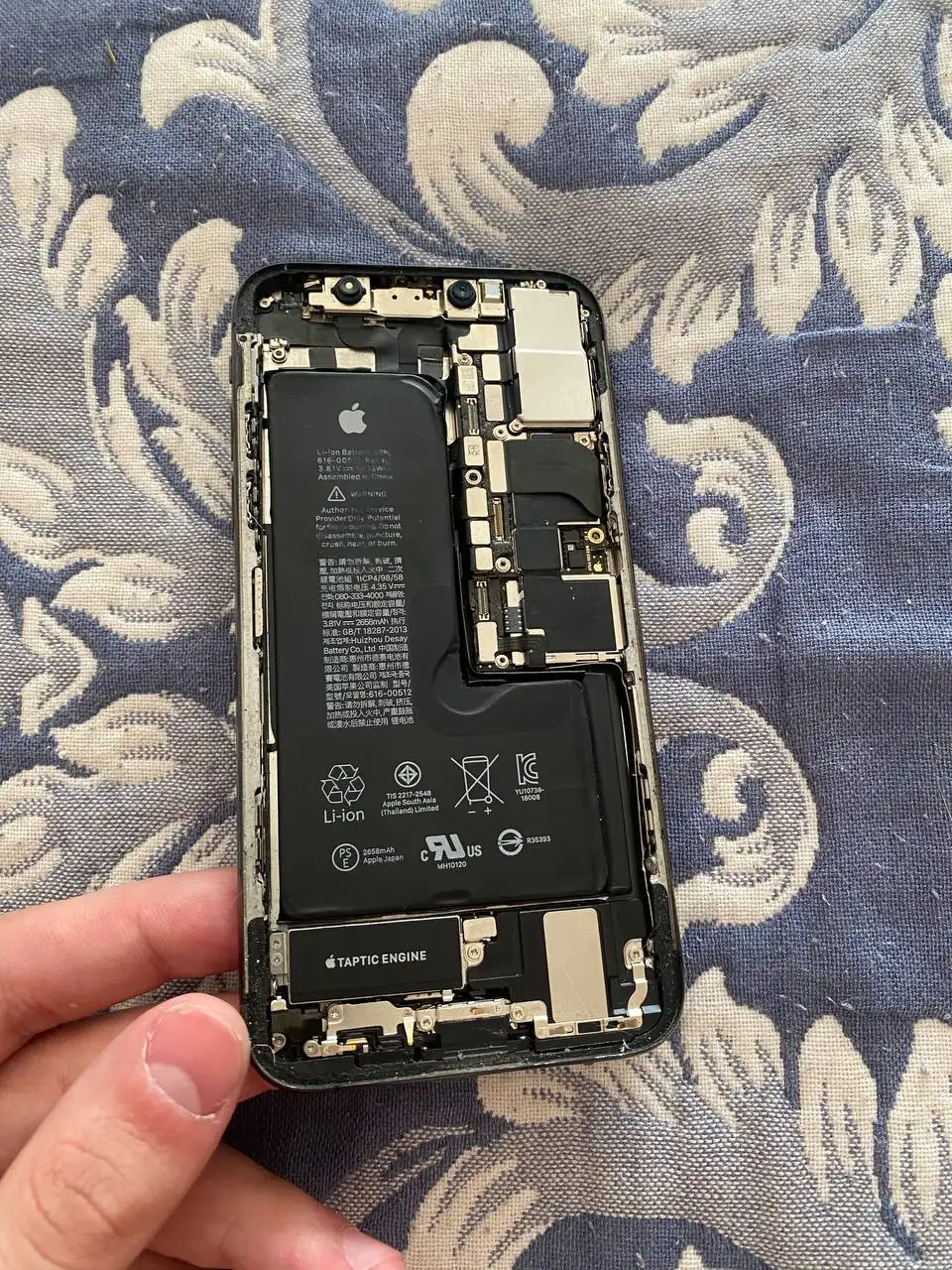 Продам iPhone Xs (в нерабочем состоянии) - Мобильные телефоны (Электроника) в Чебоксары