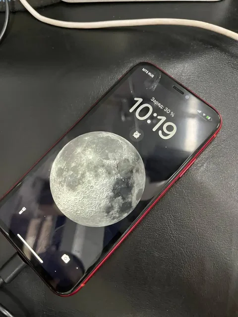 Продам iPhone XR - Комплектующие и аксессуары в Чебоксары