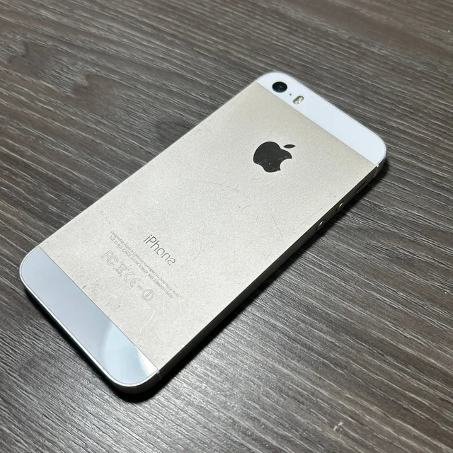 iPhone 5s 16GB - Электротранспорт в Чебоксары