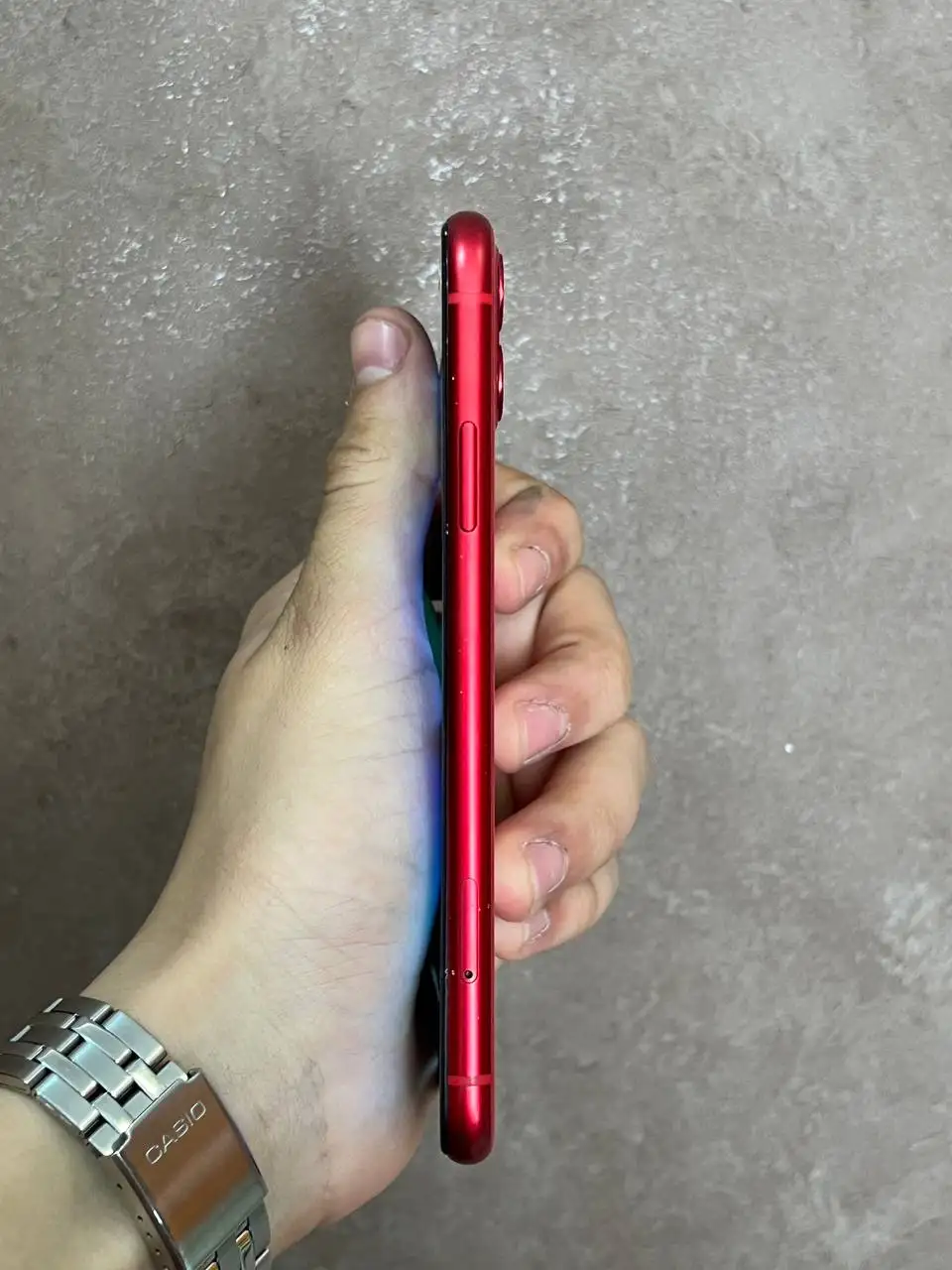 iPhone 11 128GB красный - Смартфоны и аксессуары (Электроника) в Чебоксары