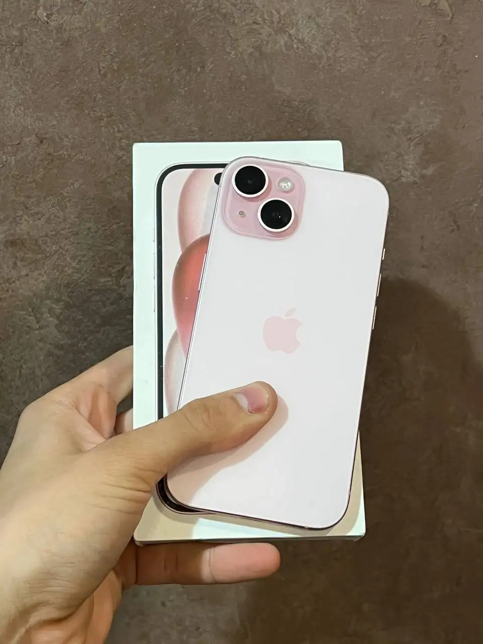Продам iPhone 15 128GB розовый - Смартфоны и телефоны (Электроника) в Чебоксары
