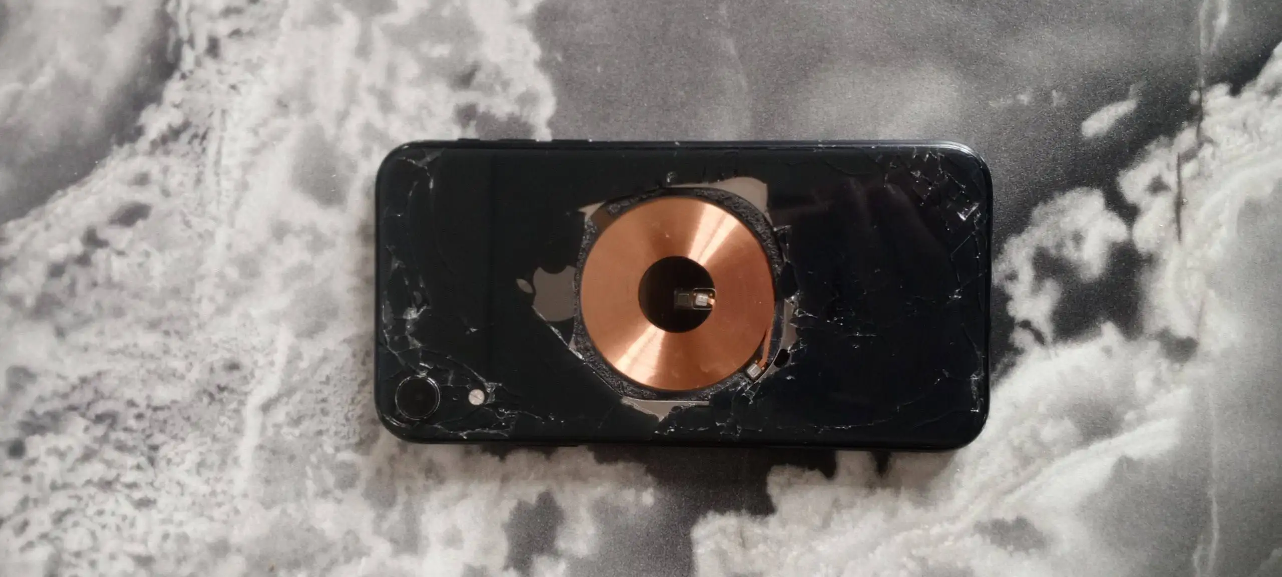 Продам iPhone XR 64 ГБ - Смартфоны (Электроника) в Чебоксары
