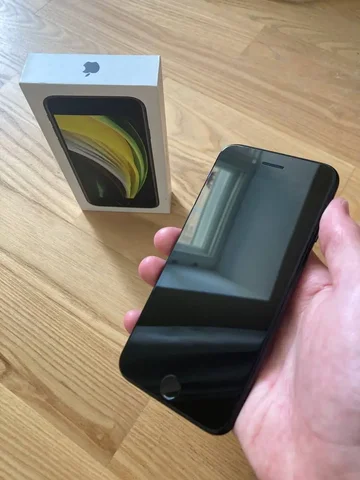 iPhone SE 2020 - Электроника в Нижний Новгород