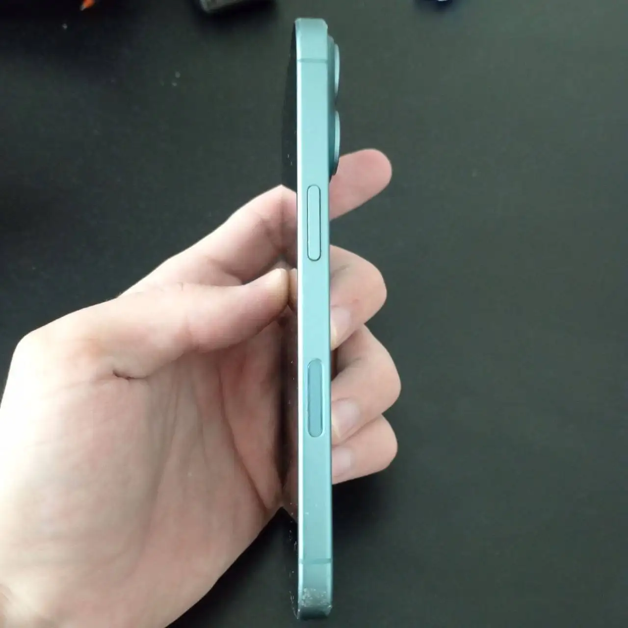 Продам iPhone 16 128GB голубой - Мобильные телефоны (Электроника) в Чебоксары
