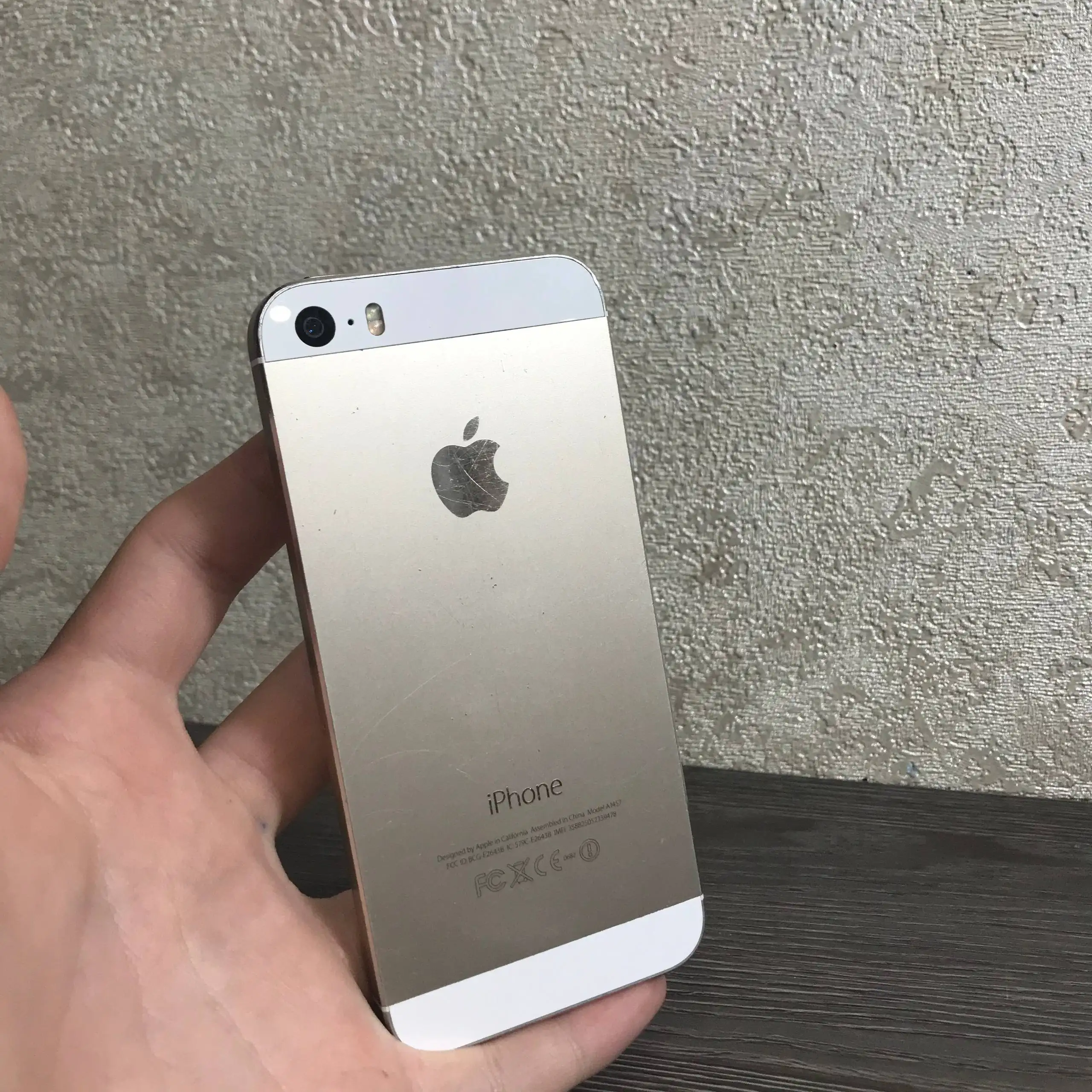 iPhone 5s 64 ГБ - Смартфоны и телефоны (Электроника) в Чебоксары