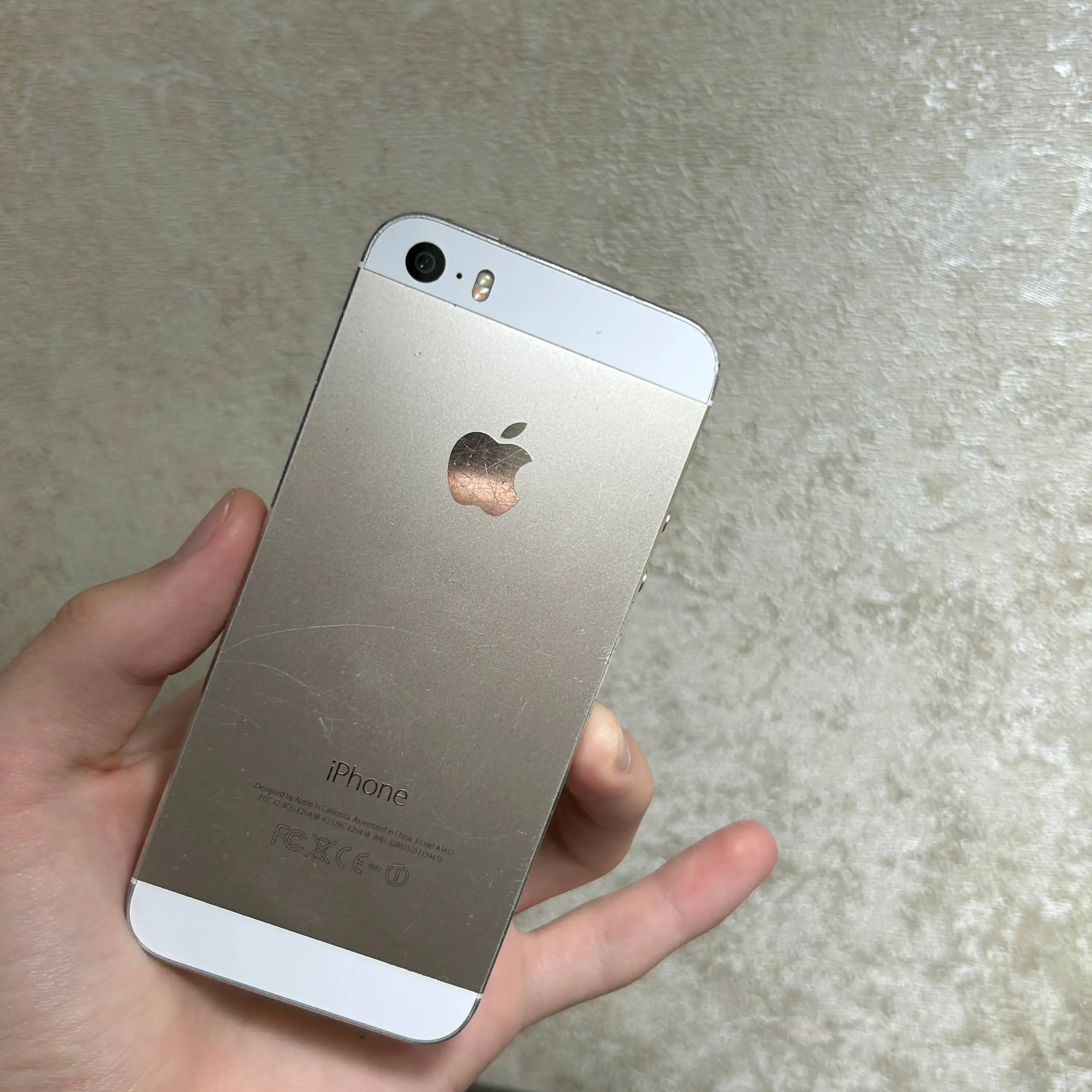 iPhone 5s 64 ГБ - Смартфоны и телефоны (Электроника) в Чебоксары