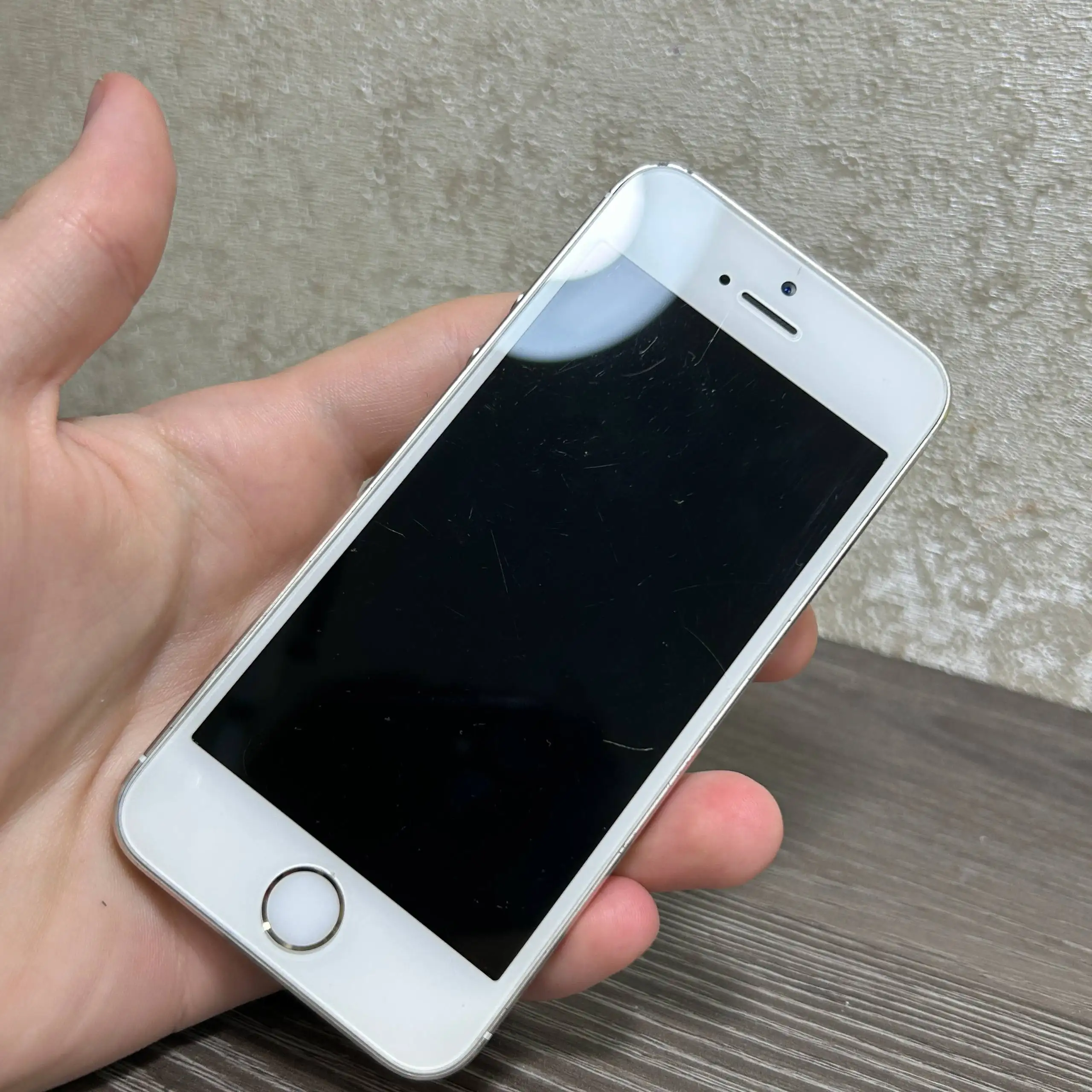 iPhone 5s 64 ГБ - Смартфоны и телефоны (Электроника) в Чебоксары