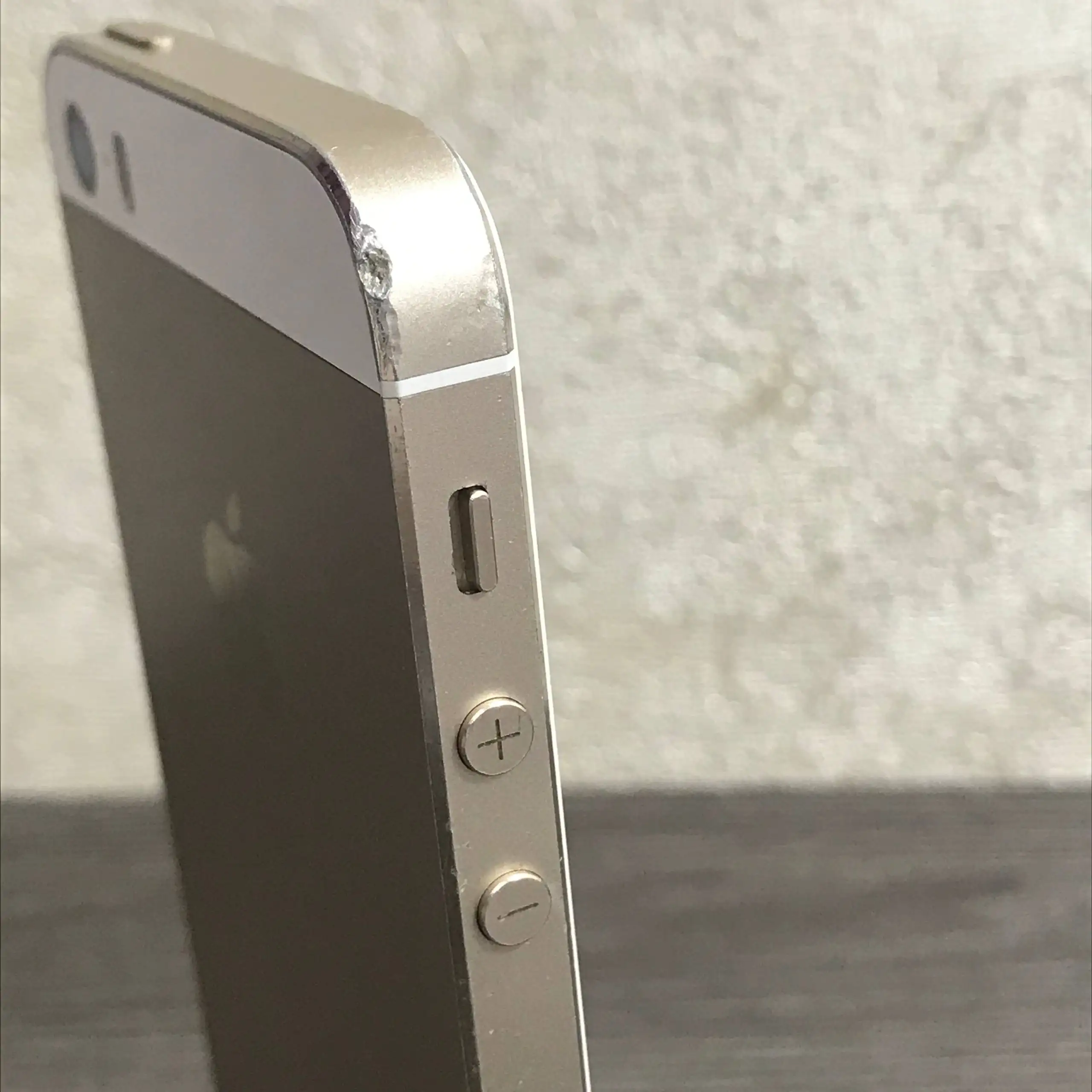 iPhone 5s 64 ГБ - Смартфоны и телефоны (Электроника) в Чебоксары