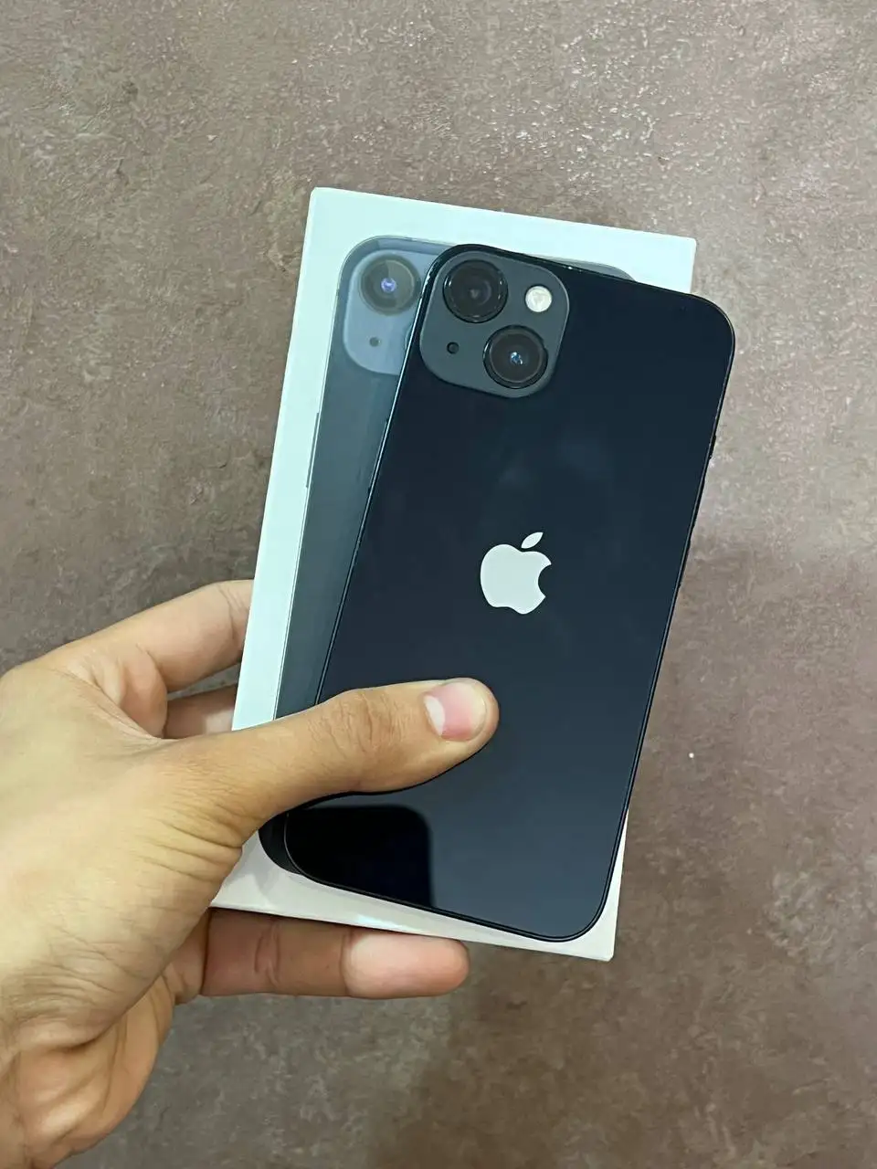 iPhone 13 128GB черный - Смартфоны (Электроника) в Чебоксары
