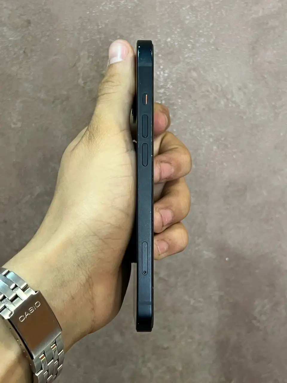 iPhone 13 128GB черный - Смартфоны (Электроника) в Чебоксары
