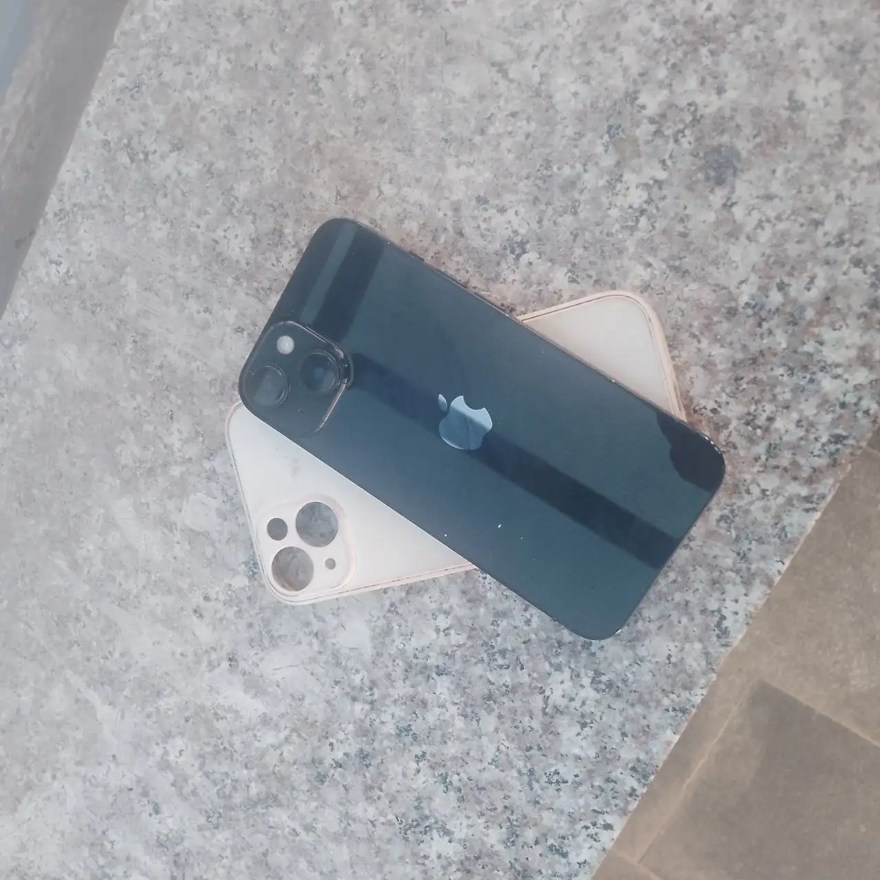 iPhone 14 с царапинами на экране - Телефоны и смартфоны (Электроника) в Чебоксары