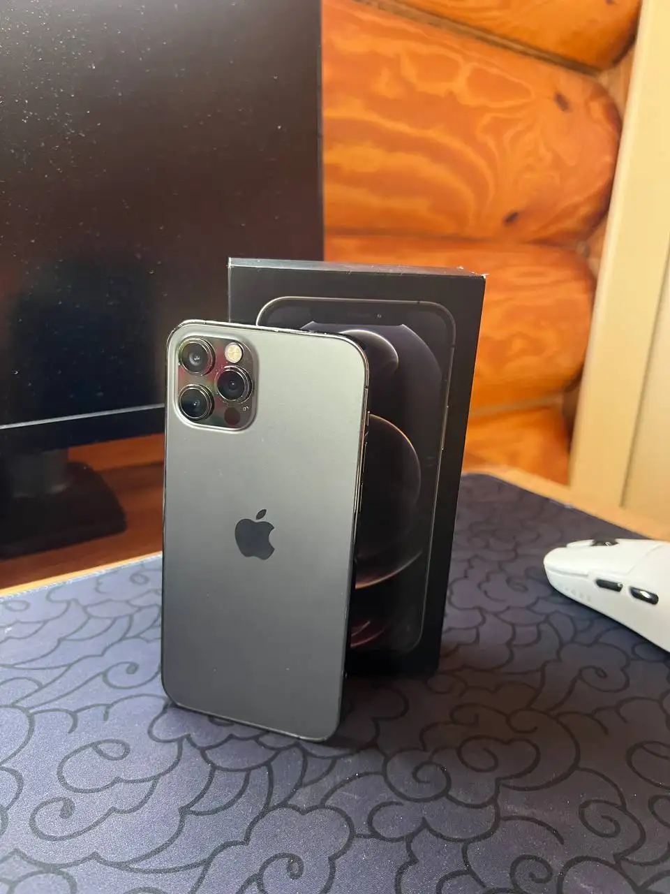 Продаю iPhone 12 Pro 256GB Black - Электроника в Чебоксары