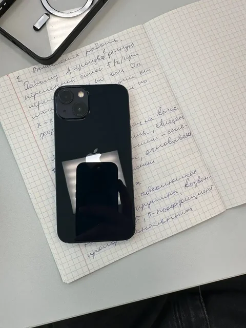 Продаю iPhone 13 - частное объявление в Чебоксары