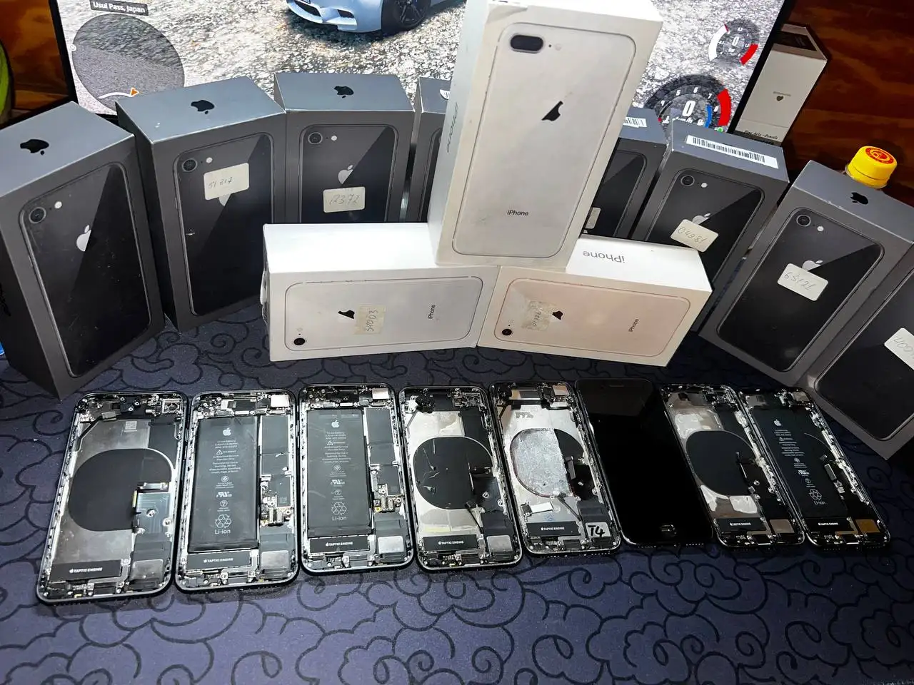 Продам запчасти на iPhone 8 - Запчасти для телефонов (Электроника) в Чебоксары