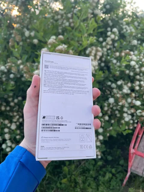 iPhone 16 Pro Max 256GB - Аккумуляторы для телефонов в Чебоксары