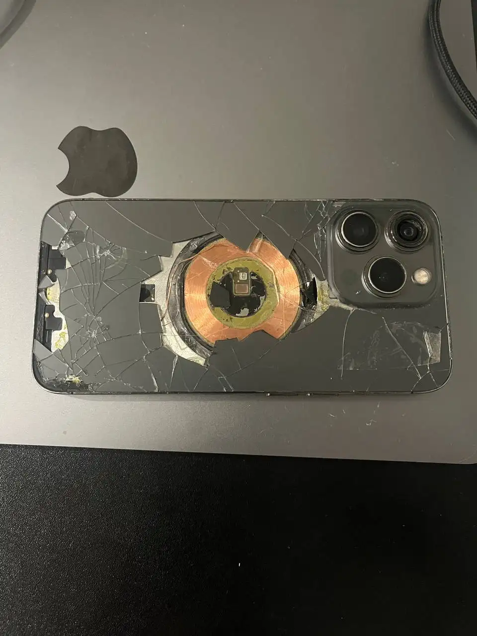 Продажа iPhone 13 Pro 512 ГБ - Электроника в Чебоксары