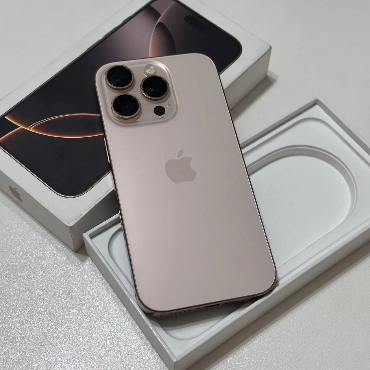 iPhone 16 Pro 256GB - Смартфоны и телефоны (Электроника) в Чебоксары