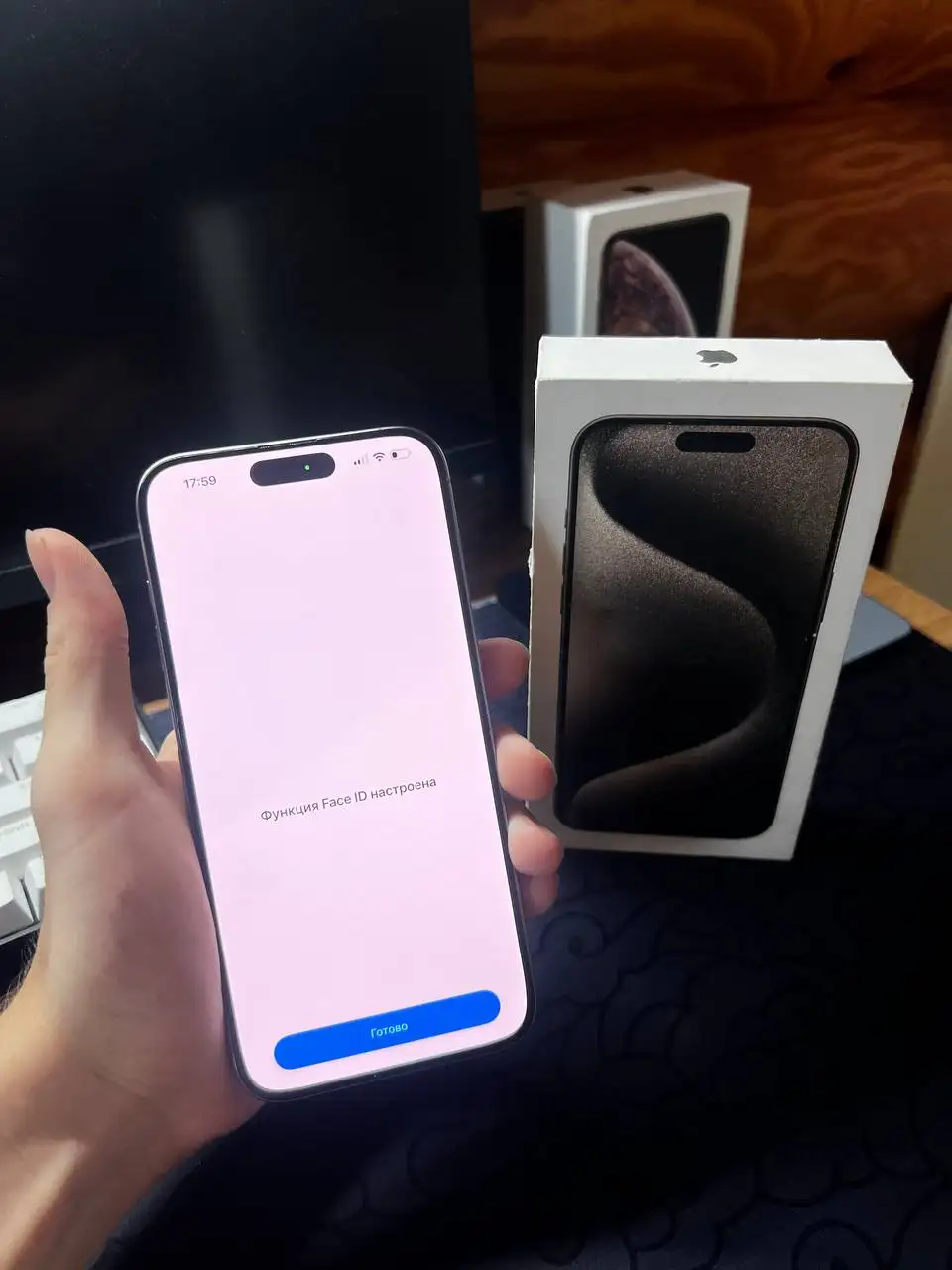 iPhone 15 Pro Max 256GB Titanium - Мобильные телефоны (Электроника) в Чебоксары