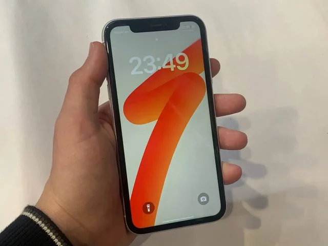 Обмен iPhone Xr 64Gb на другую модель - Электроника в Чебоксары