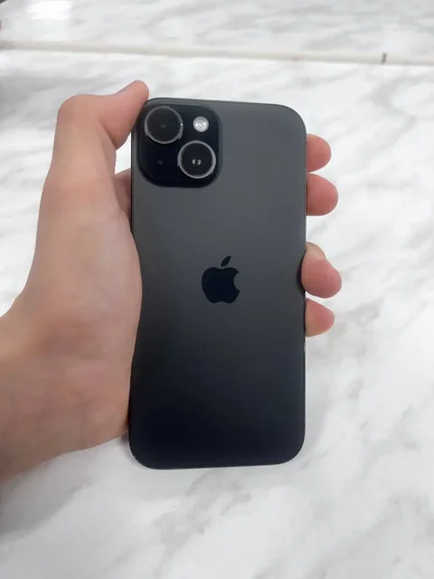 Продам iPhone 15 128GB - Запчасти и неисправные устройства в Чебоксары