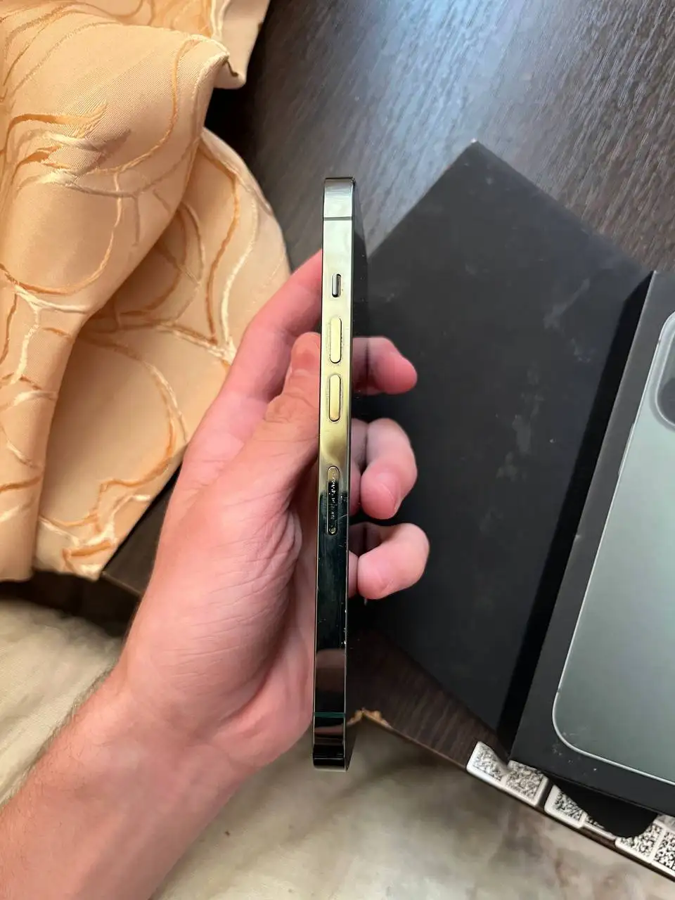 iPhone 13 Pro с дефектом камеры - Смартфоны (Электроника) в Чебоксары