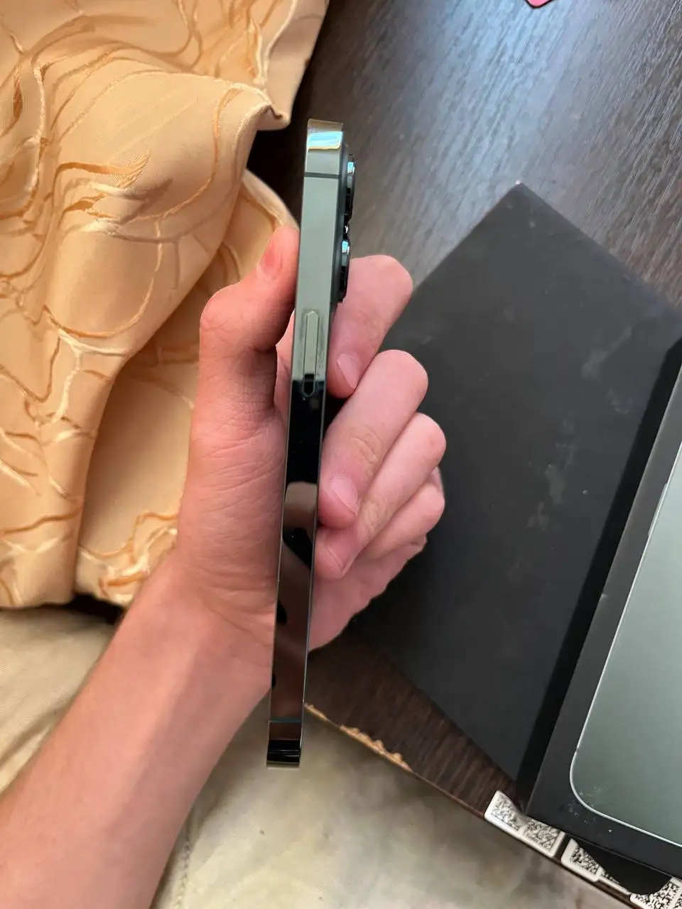 iPhone 13 Pro с дефектом камеры - Смартфоны (Электроника) в Чебоксары