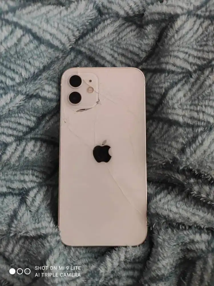 Продам/обменяю iPhone 15 Pro 256GB - Смартфоны и гаджеты (Электроника) в Чебоксары