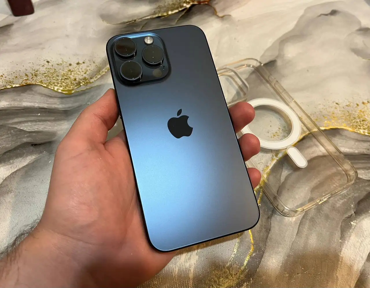 Продам iPhone 15 Pro Max 256GB Blue Titanium - Смартфоны и аксессуары (Электроника) в Чебоксары