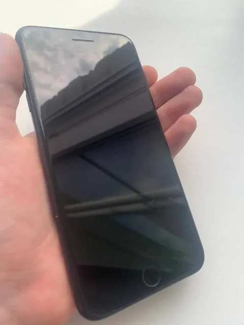 Продам iPhone 7 Plus 128 ГБ - частное объявление в Чебоксары