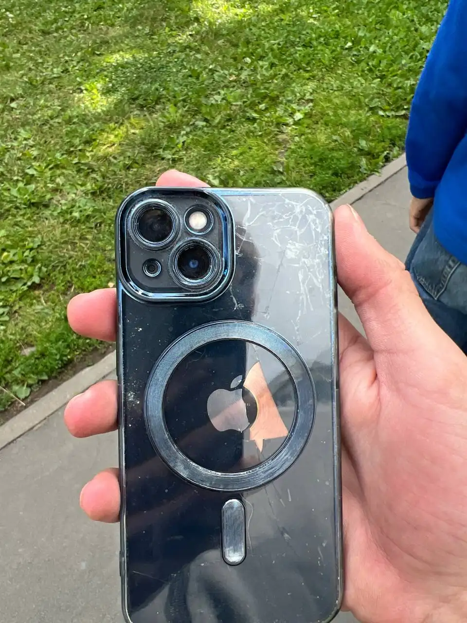 Обменяю iPhone 13 на модель ниже - Мобильные телефоны и гаджеты (Электроника) в Чебоксары