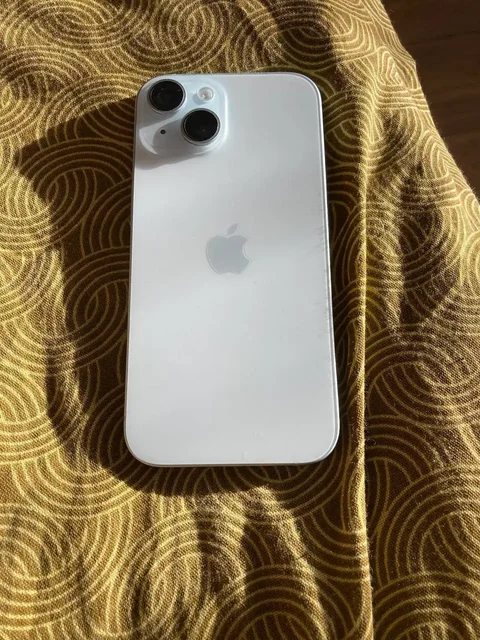 Продам iPhone 15 256GB - Электроника в Чебоксары