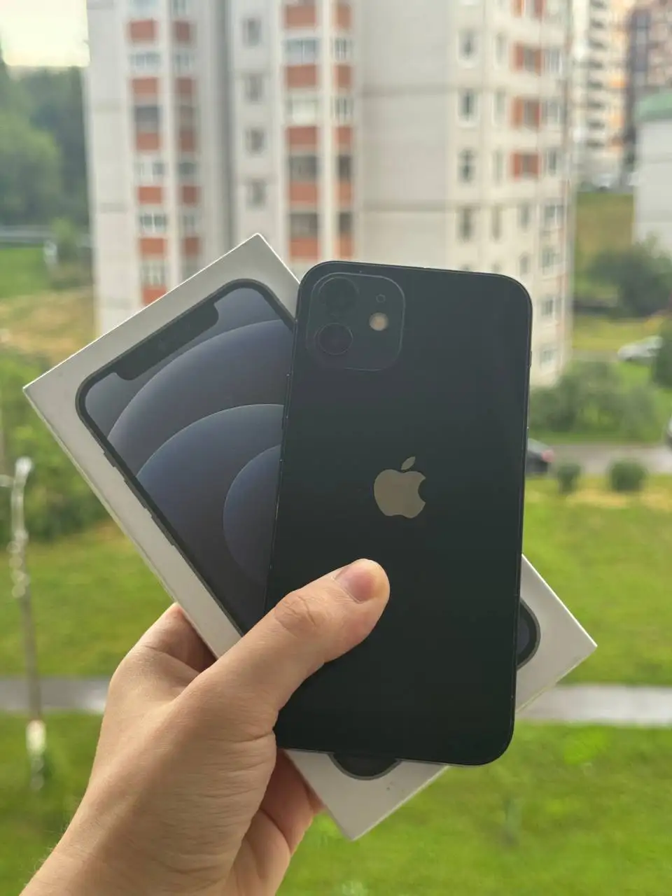 iPhone 12 256GB черный - Смартфоны и аксессуары (Электроника) в Чебоксары