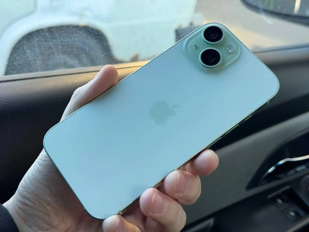 Apple iPhone 15 128GB Green - Смартфоны (Электроника) в Чебоксары