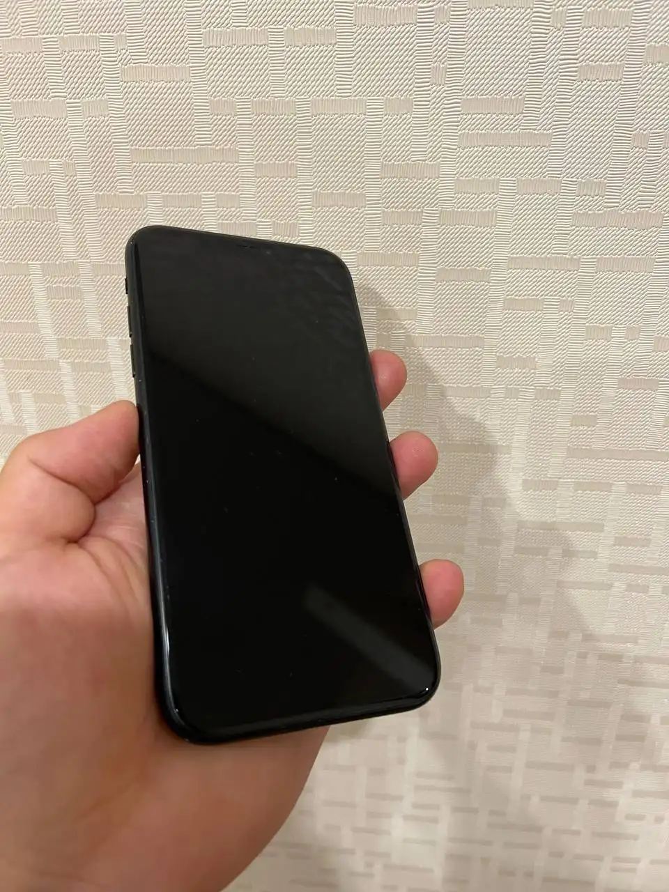 iPhone XR 64GB с битым задним стеклом - Смартфоны и гаджеты (Электроника) в Чебоксары
