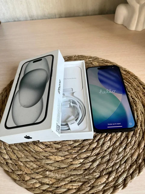 iPhone 15 256GB Продажа - Офисная мебель в Чебоксары