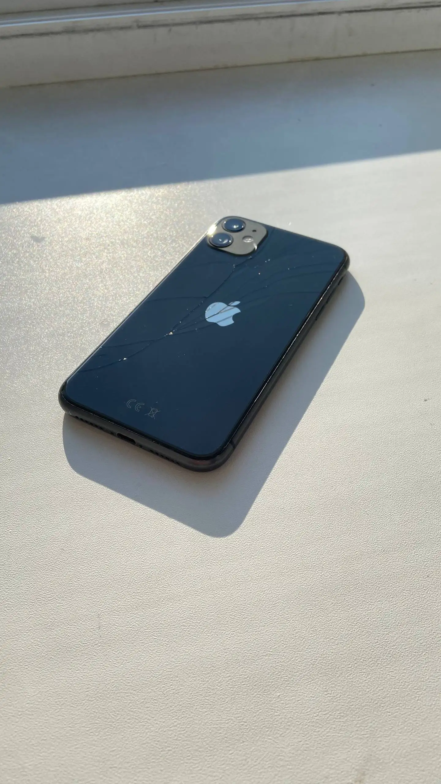 iPhone 11 128GB в родном состоянии - Смартфоны и гаджеты (Электроника) в Чебоксары