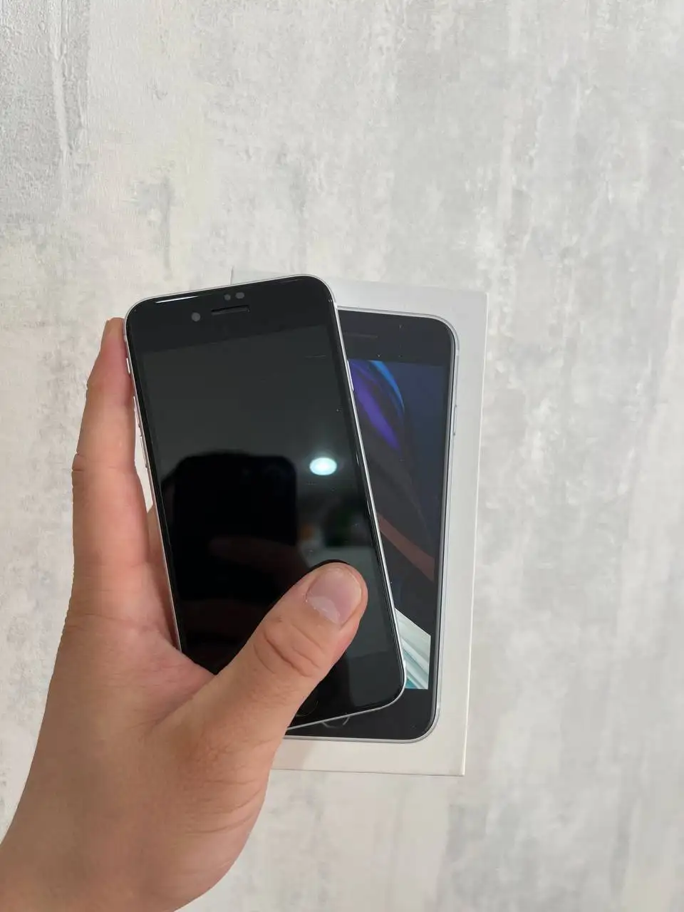 iPhone SE 2020 64GB - Смартфоны и планшеты (Электроника) в Чебоксары