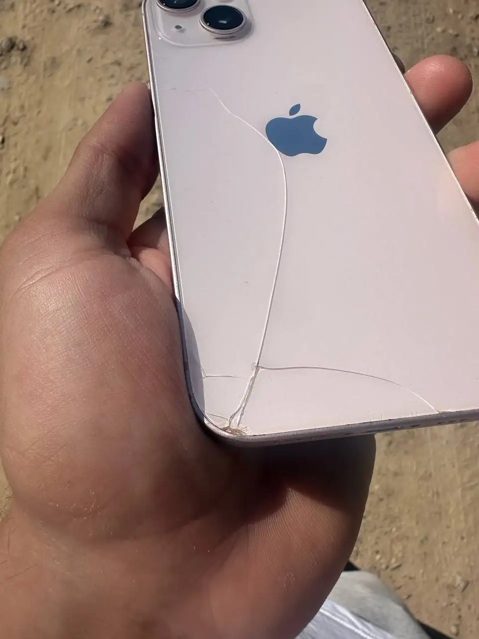 Продам iPhone 13 Pink - Мобильные телефоны (Электроника) в Новочебоксарск