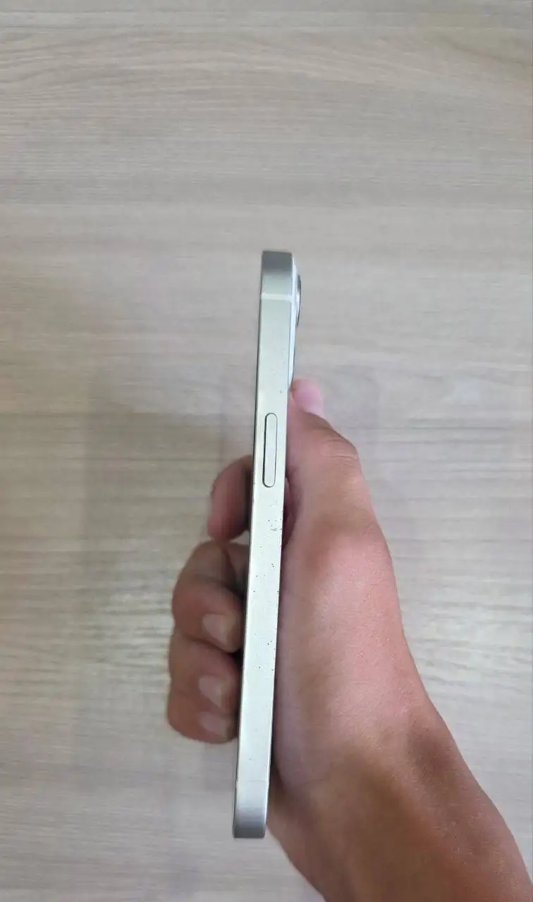 Продам iPhone 13 256 ГБ с повреждениями - Смартфоны (Электроника) в Чебоксары