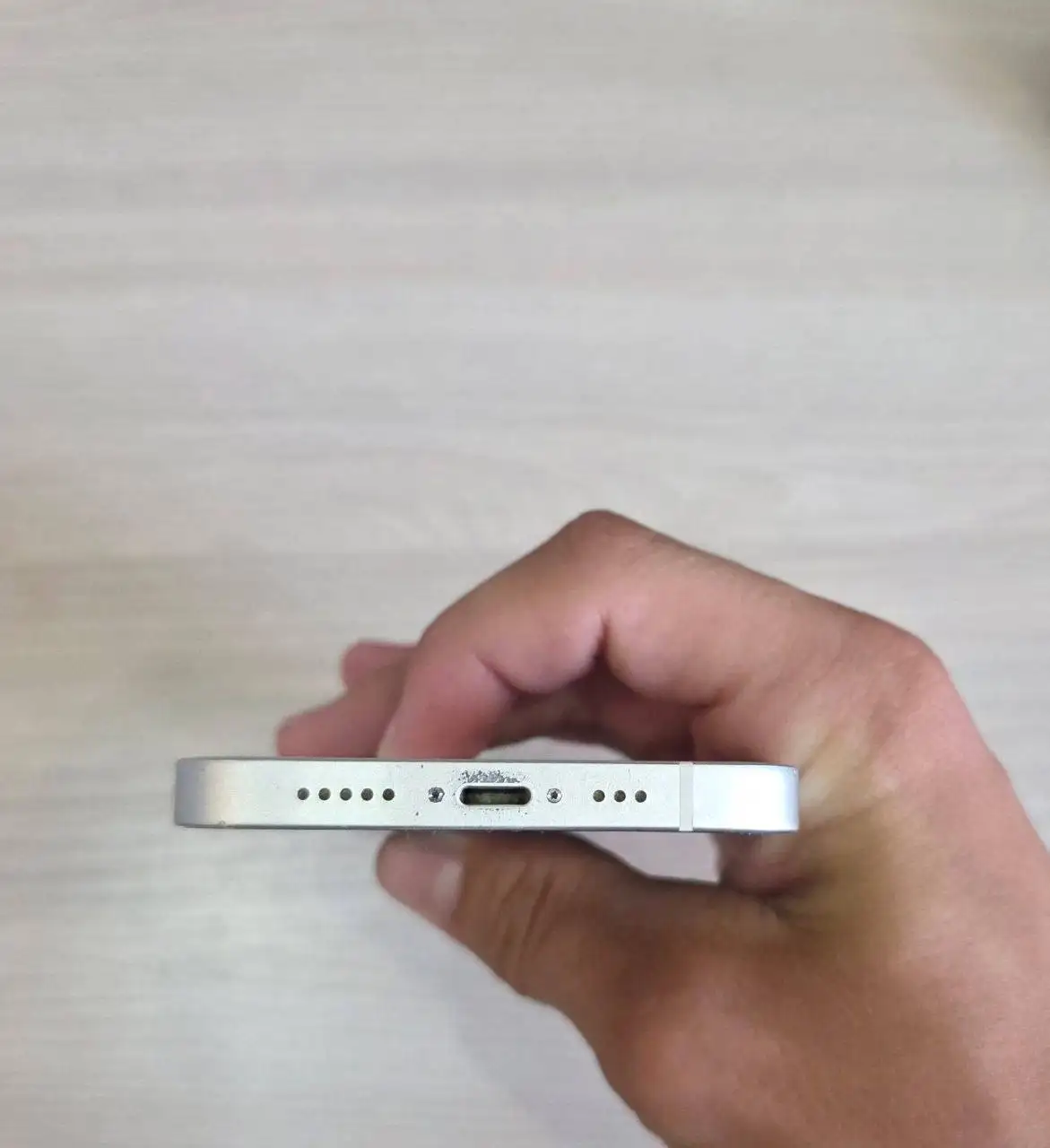 Продам iPhone 13 256 ГБ с повреждениями - Смартфоны (Электроника) в Чебоксары