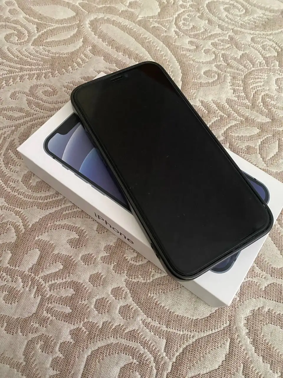 Срочно продам iPhone за 10 к - iPhone (Электроника) в Чебоксары