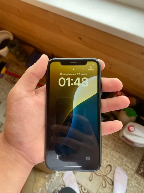 iPhone XR 64GB, аккумулятор заменен - Мобильные телефоны и аксессуары в Чебоксары