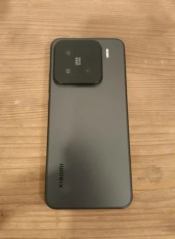 Продам Xiaomi 15 - Мобильные телефоны и аксессуары в Чебоксары