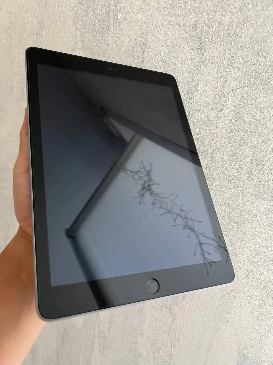 iPad 5 2017 в Чебоксарах - Планшеты (Электроника) в Чебоксары